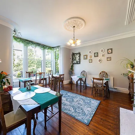 Wynnstay House هاروغايت
